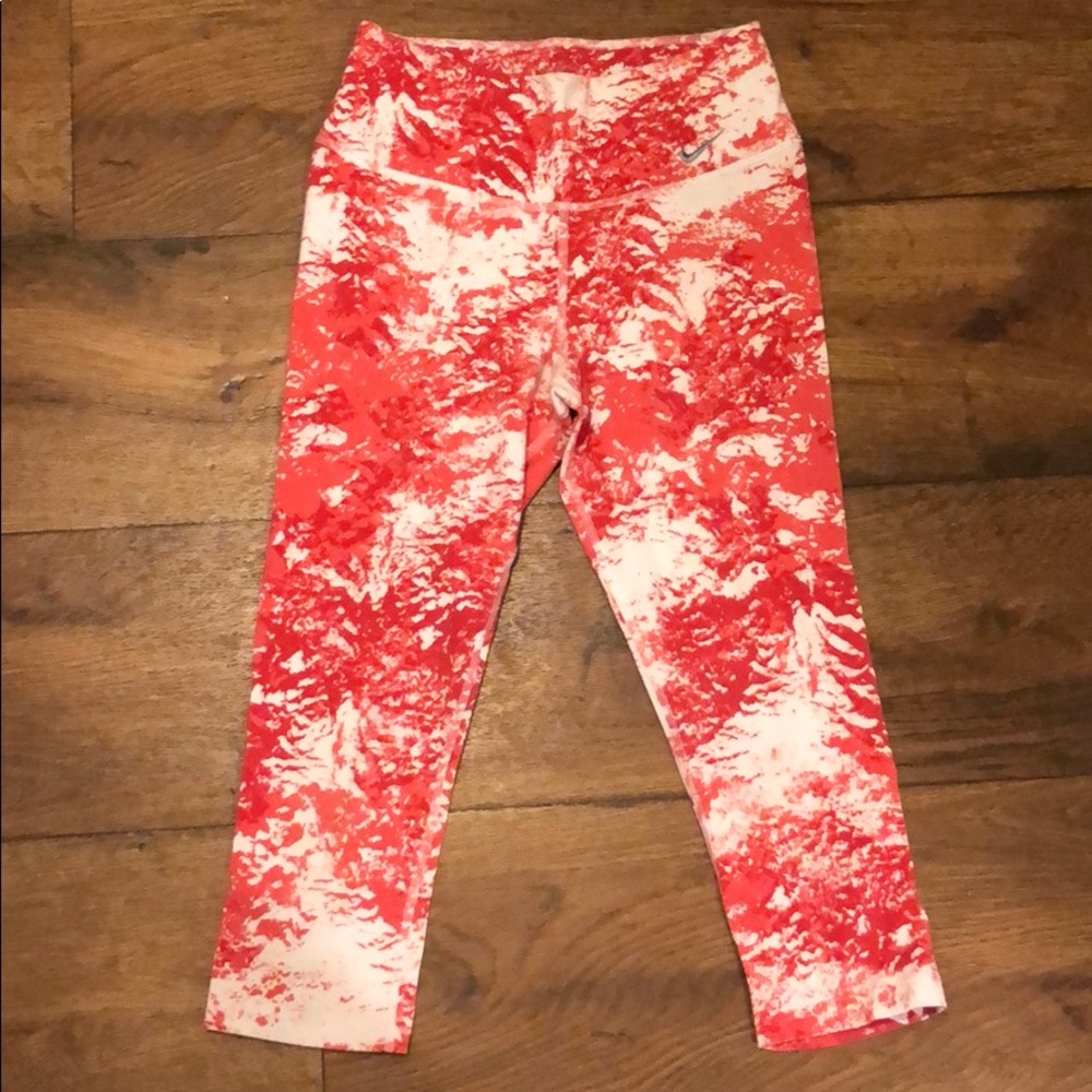 Nike DriFit crop leggings. Size XS
